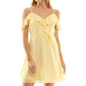BCX Junior Ruffled pale yellow mini dress size Medium